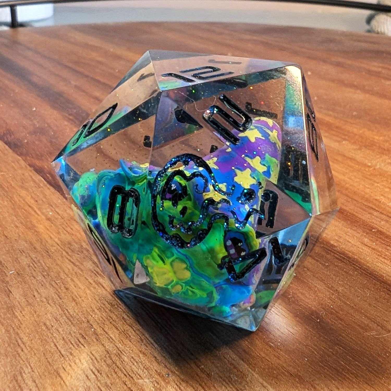 Psychedelic Wizardly Frog Chonky D20 hover