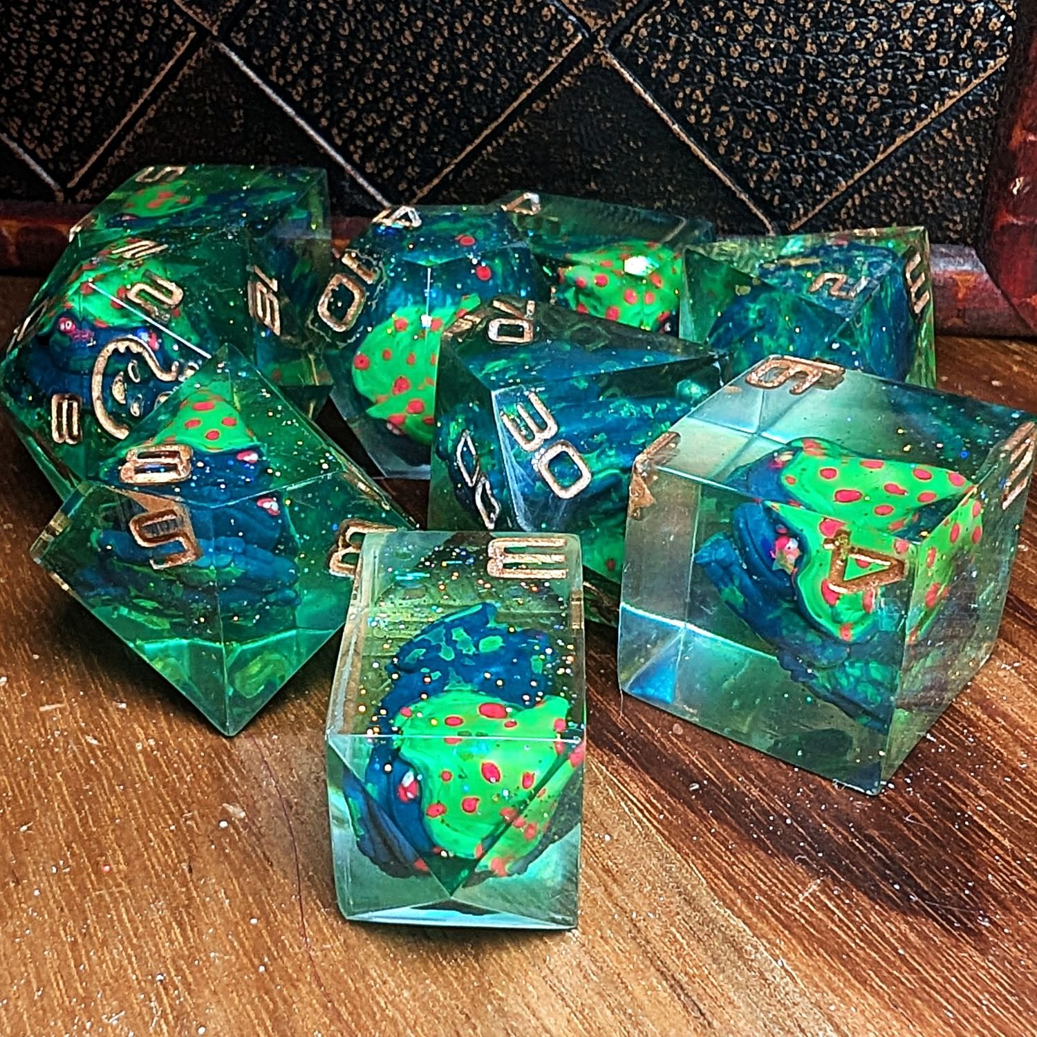 Polka dot Midnight Frog Dice (Set of 9) - Image 2